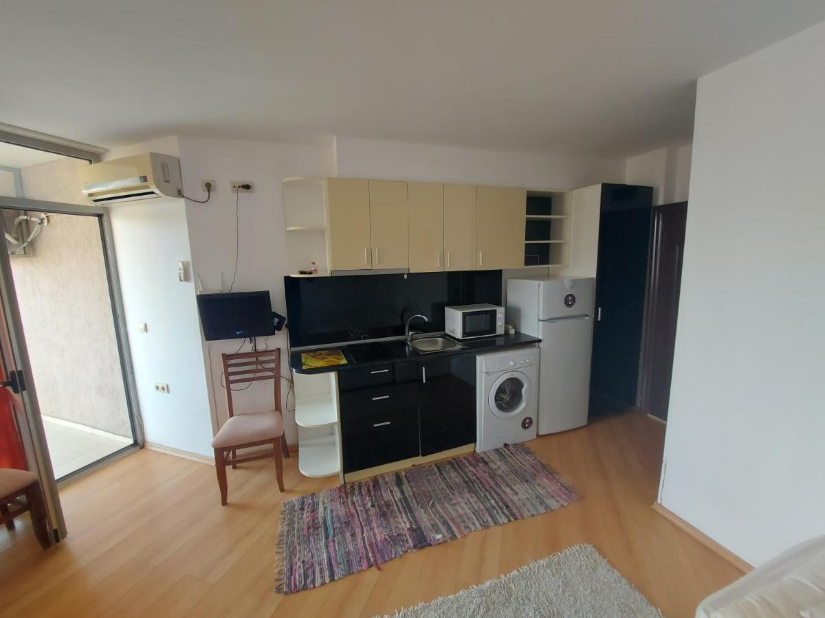 Studios & Apartments Perla Pantai Sunny Luaran gambar