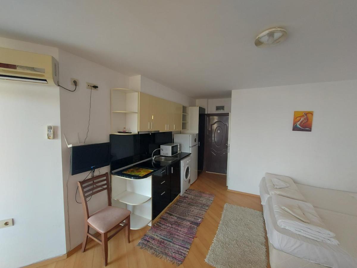 Studios & Apartments Perla Pantai Sunny Luaran gambar